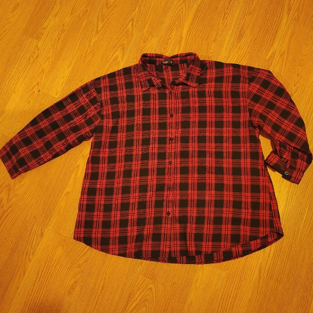 Shein Curve Plaid Top